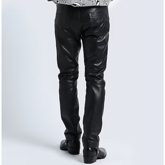 GENUINE LEATHER ESSENTIAL SLIM FIT PANTS
Pants In 100% Leather 8 BY YOOX - Picture 4 of 4